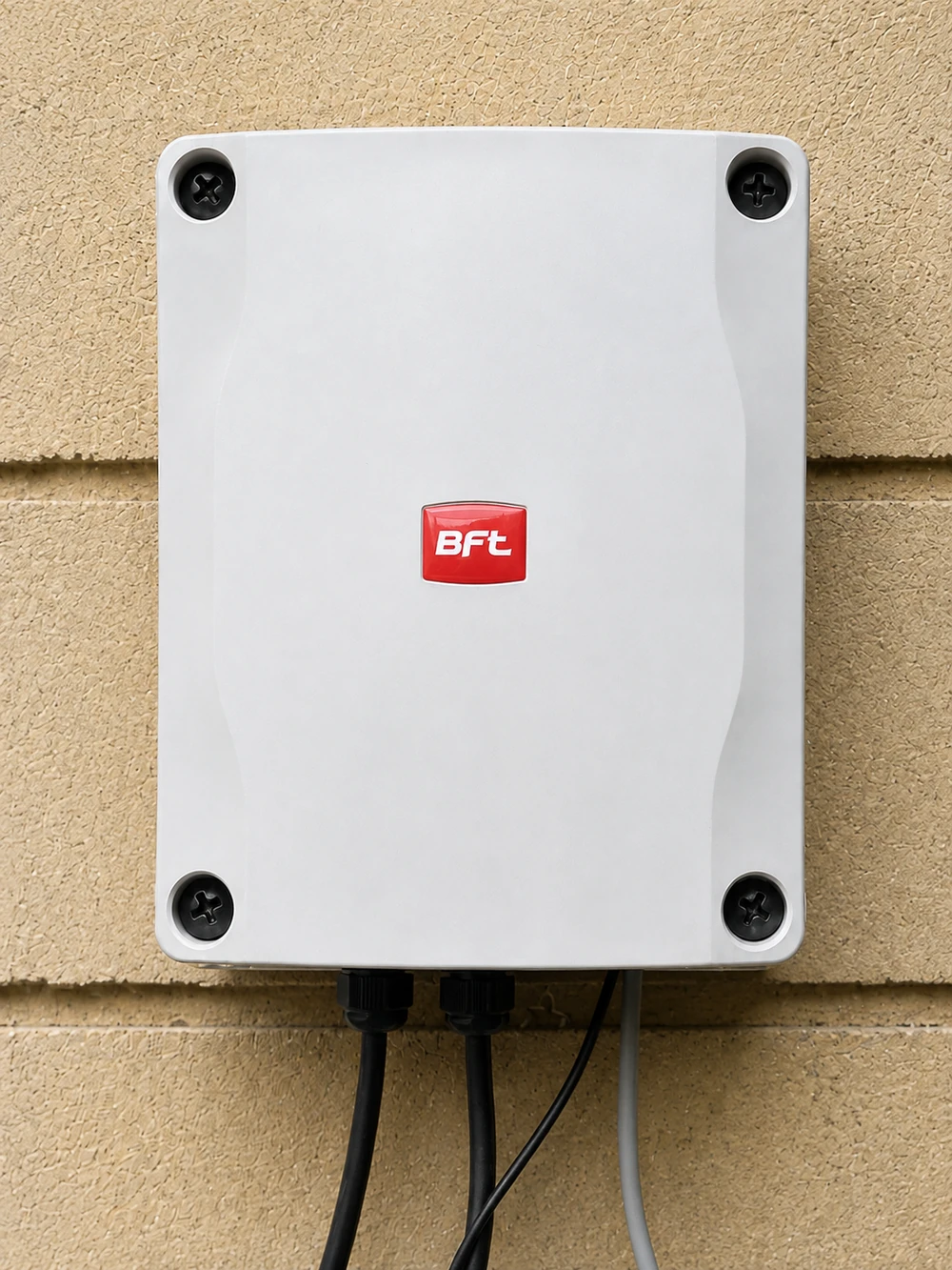 Batterie de secours installée sur une motorisation de portail BFT par VOLTÉNYS